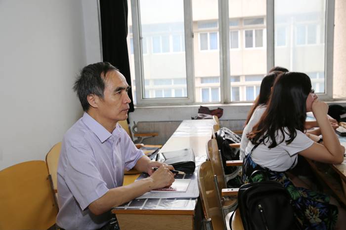 师生精神饱满,教学秩序井然--徐海学院迎来